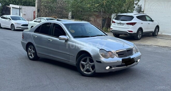 Mercedes C 240 2002, 352,588 km - 2.6 l - Bakı