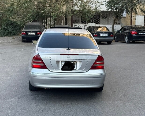 Mercedes C 240 2002, 352,588 km - 2.6 l - Bakı