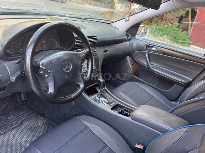Mercedes C 240 2002, 352,588 km - 2.6 l - Bakı
