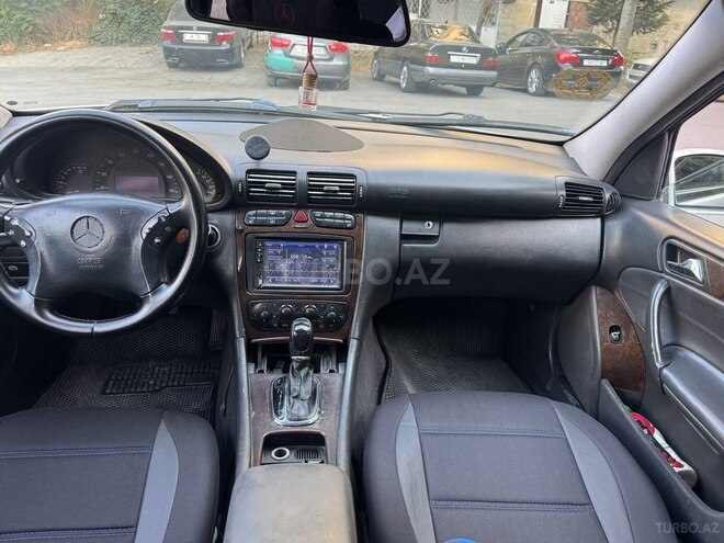Mercedes C 240 2002, 352,588 km - 2.6 l - Bakı