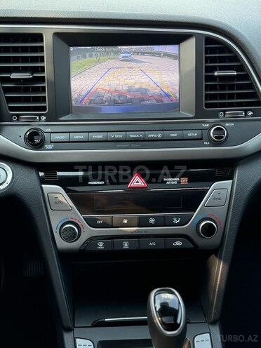 Hyundai Elantra 2017, 107,000 km - 2.0 l - Bakı