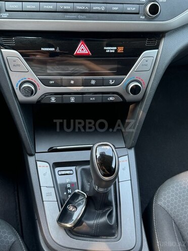 Hyundai Elantra 2017, 107,000 km - 2.0 l - Bakı