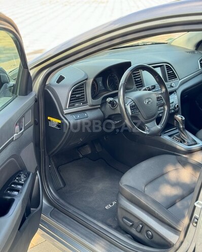 Hyundai Elantra 2017, 107,000 km - 2.0 l - Bakı