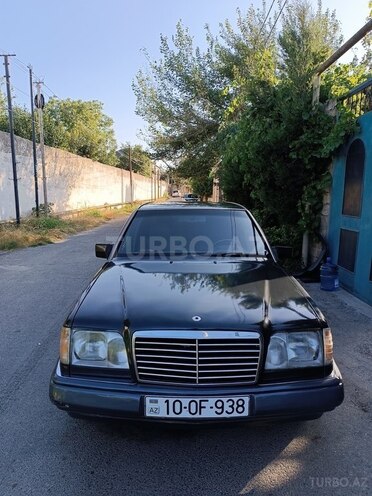 Mercedes E 220 1993, 462,000 km - 2.2 l - Bakı