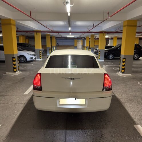 Chrysler 300C 2005, 337,000 km - 3.5 l - Bakı