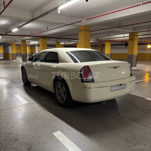 Chrysler 300C 2005, 337,000 km - 3.5 l - Bakı