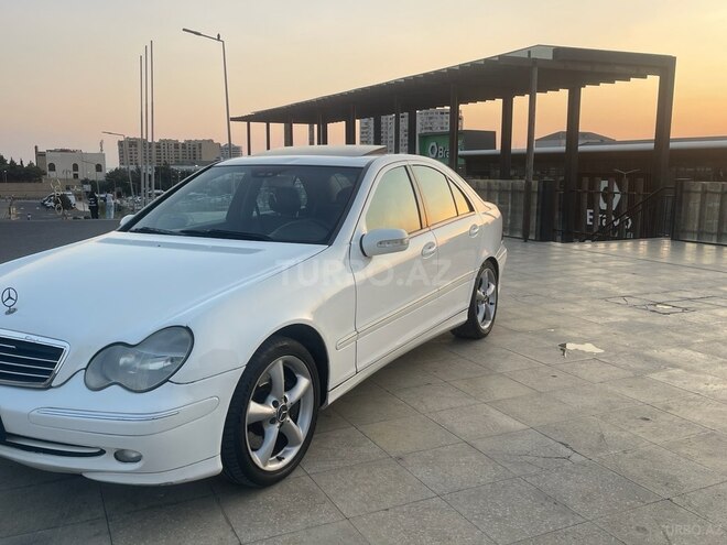 Mercedes C 230 2004, 320,000 km - 1.8 l - Bakı