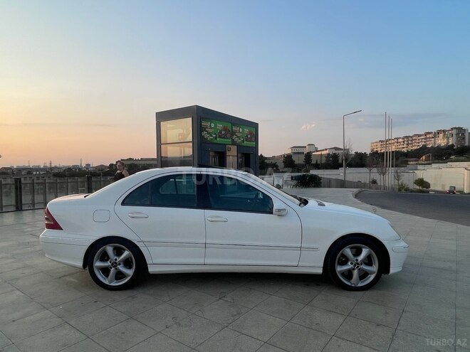 Mercedes C 230 2004, 320,000 km - 1.8 l - Bakı