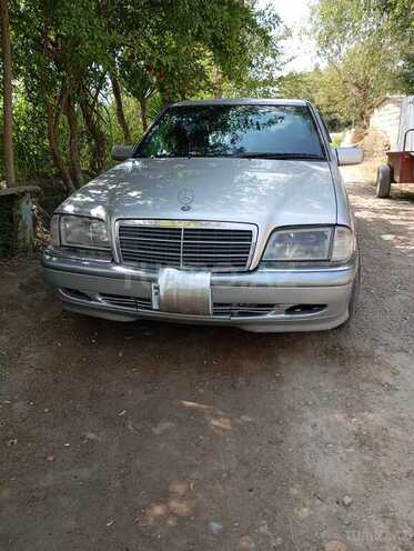 Mercedes C 240 1997, 327,000 km - 2.4 л - Salyan