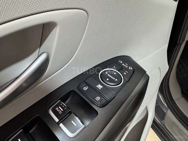 Kia Carnival 2015, 117,000 km - 2.2 l - Bakı