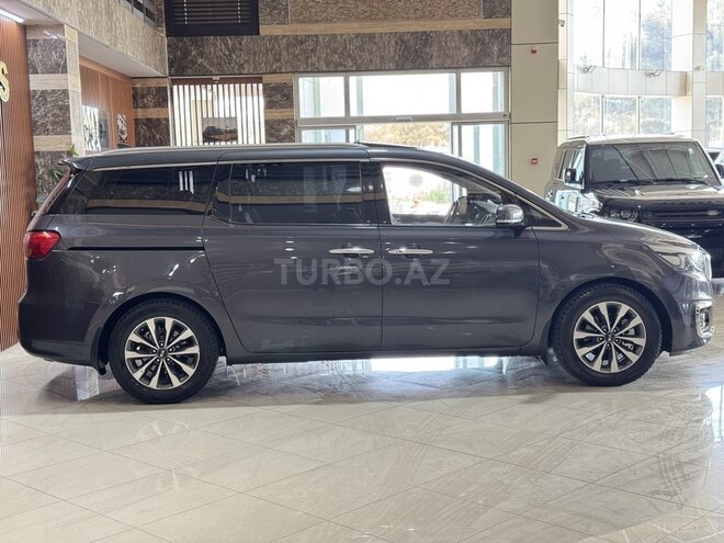 Kia Carnival 2015, 117,000 km - 2.2 l - Bakı