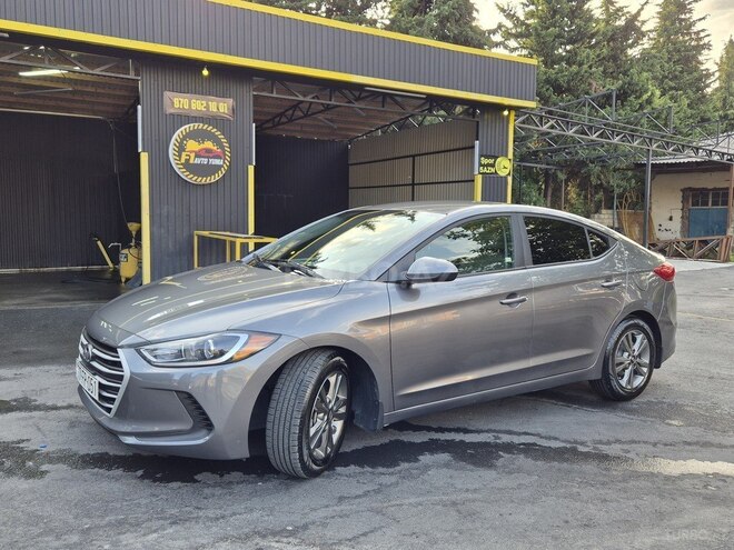 Hyundai Elantra 2018, 65,000 km - 2.0 л - Zaqatala