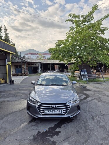 Hyundai Elantra 2018, 65,000 km - 2.0 л - Zaqatala