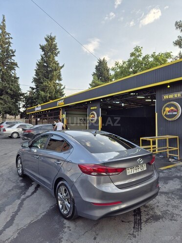Hyundai Elantra 2018, 65,000 km - 2.0 л - Zaqatala