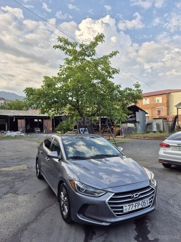 Hyundai Elantra 2018, 65,000 km - 2.0 л - Zaqatala