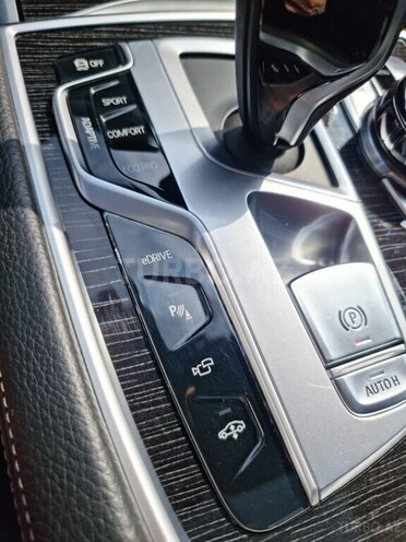 BMW 740Le 2018, 64,374 km - 2.0 l - Bakı