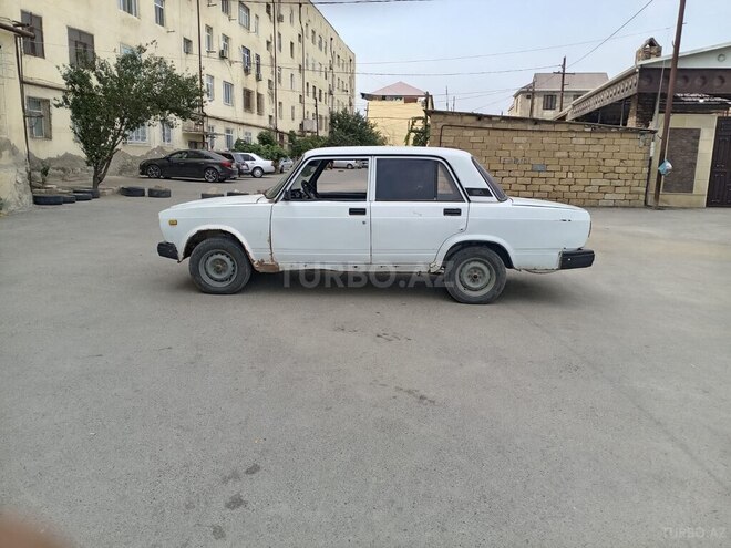 LADA (VAZ) 2107 2003, 500,000 km - 1.6 l - Salyan