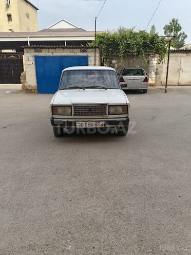 LADA (VAZ) 2107 2003, 500,000 km - 1.6 l - Salyan