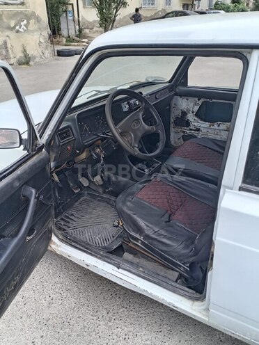 LADA (VAZ) 2107 2003, 500,000 km - 1.6 l - Salyan