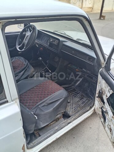 LADA (VAZ) 2107 2003, 500,000 km - 1.6 l - Salyan
