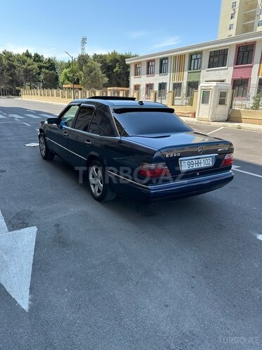 Mercedes E 200 1994, 386,000 km - 2.0 л - Bakı