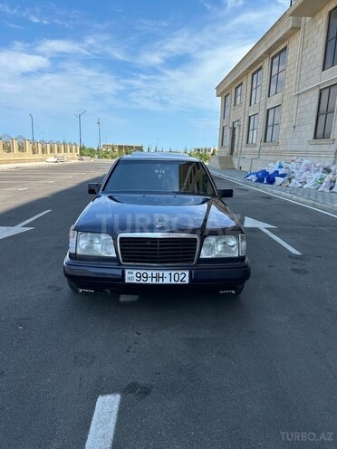 Mercedes E 200 1994, 386,000 km - 2.0 л - Bakı
