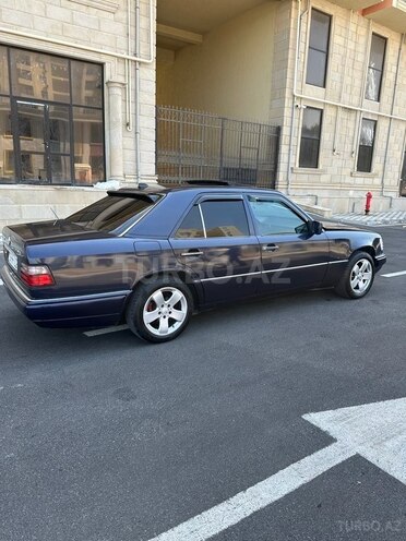 Mercedes E 200 1994, 386,000 km - 2.0 л - Bakı