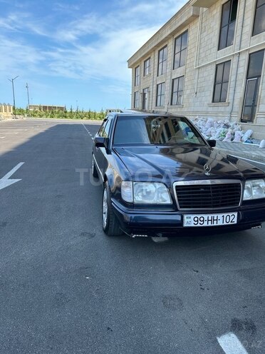 Mercedes E 200 1994, 386,000 km - 2.0 л - Bakı