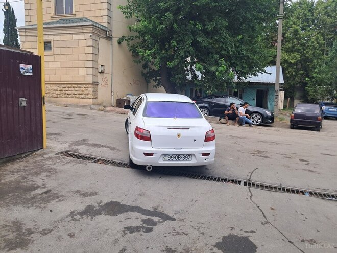 Iran Khodro Runna 2013, 362,000 km - 1.6 l - Qazax
