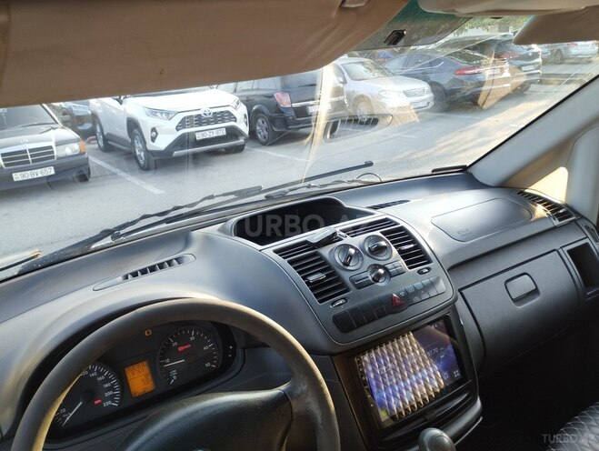Mercedes Vito 113 2011, 268,000 km - 2.1 l - Bakı