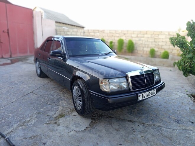 Mercedes E 260 1987, 111,000 km - 2.6 л - İmişli