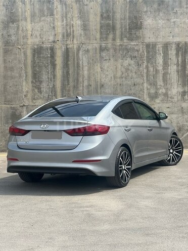 Hyundai Elantra 2017, 315,000 km - 2.0 л - Bakı