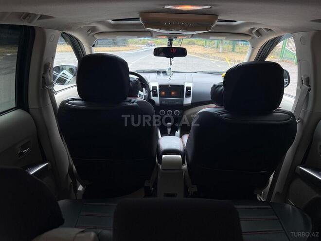 Mitsubishi Outlander 2008, 206,000 km - 3.0 l - Oğuz