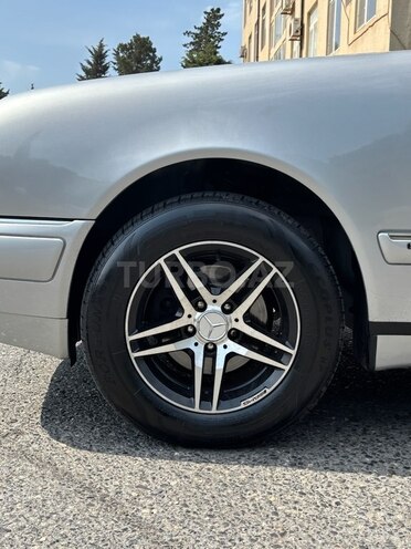 Mercedes E 230 1996, 405,000 km - 2.3 l - Bakı