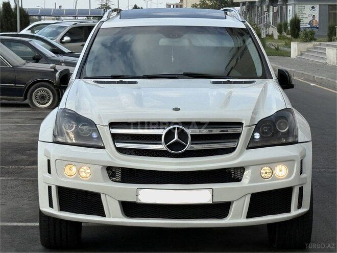 Mercedes  2009, 195,136 km - 6.1 l - Gəncə