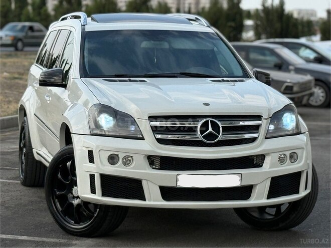 Mercedes  2009, 195,136 km - 6.1 l - Gəncə