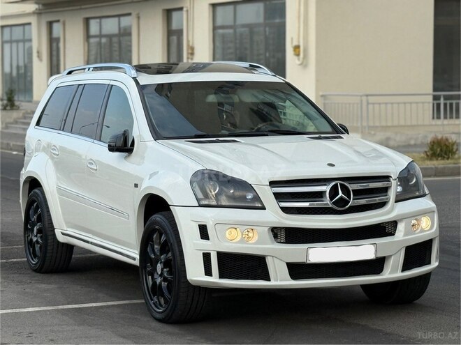 Mercedes  2009, 195,136 km - 6.1 l - Gəncə