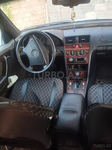 Mercedes C 250 1995, 500,000 km - 2.5 л - Sumqayıt
