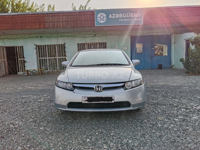 Honda Civic 2007, 318,000 km - 1.3 л - Bakı