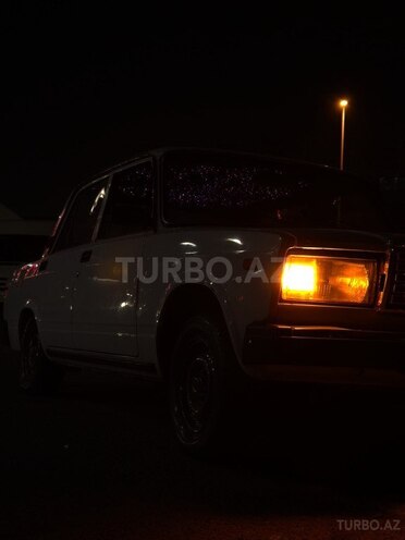 LADA (VAZ) 2107 2003, 690,000 km - 1.6 л - Bakı