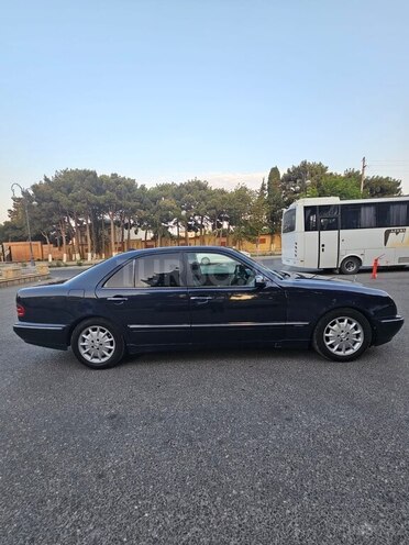 Mercedes E 200 2000, 416,000 km - 2.0 l - Bakı