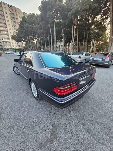 Mercedes E 200 2000, 416,000 km - 2.0 l - Bakı