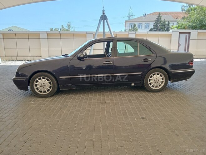 Mercedes E 270 2000, 558,000 km - 2.7 l - Bakı