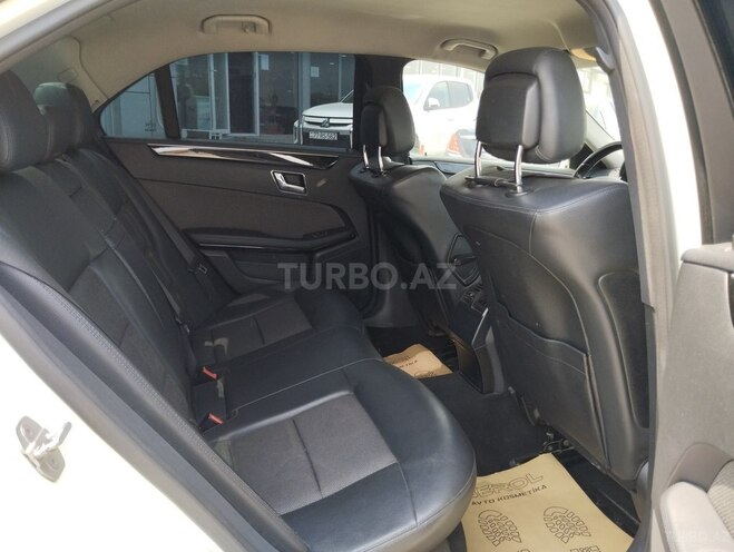 Mercedes E 200 2009, 289,000 km - 1.8 l - Bakı