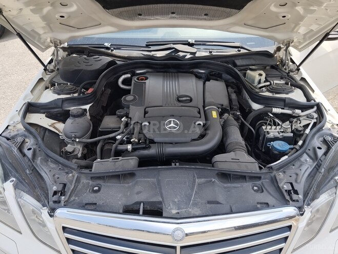 Mercedes E 200 2009, 289,000 km - 1.8 l - Bakı