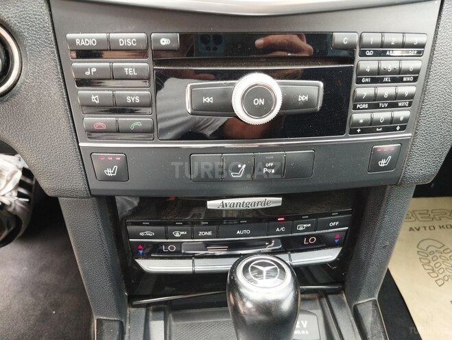 Mercedes E 200 2009, 289,000 km - 1.8 l - Bakı
