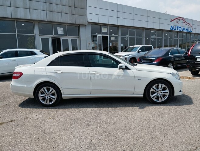 Mercedes E 200 2009, 289,000 km - 1.8 l - Bakı