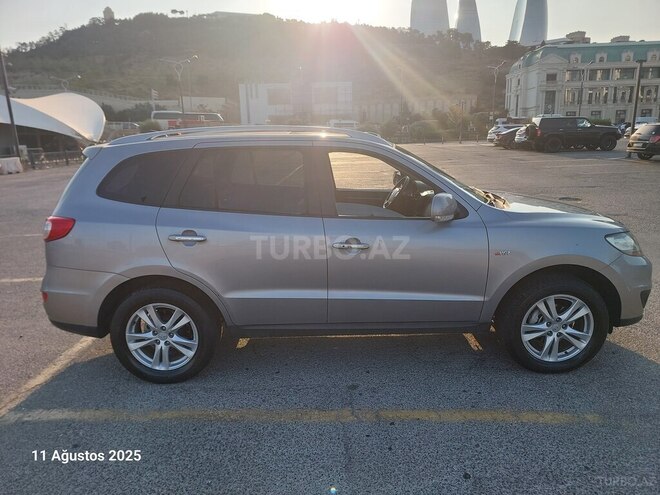 Hyundai Santa Fe 2009, 265,600 km - 2.0 л - Bakı