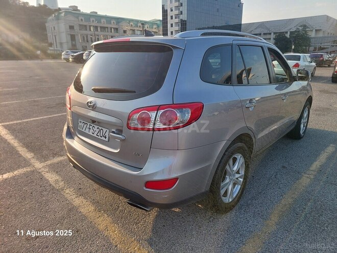 Hyundai Santa Fe 2009, 265,600 km - 2.0 л - Bakı