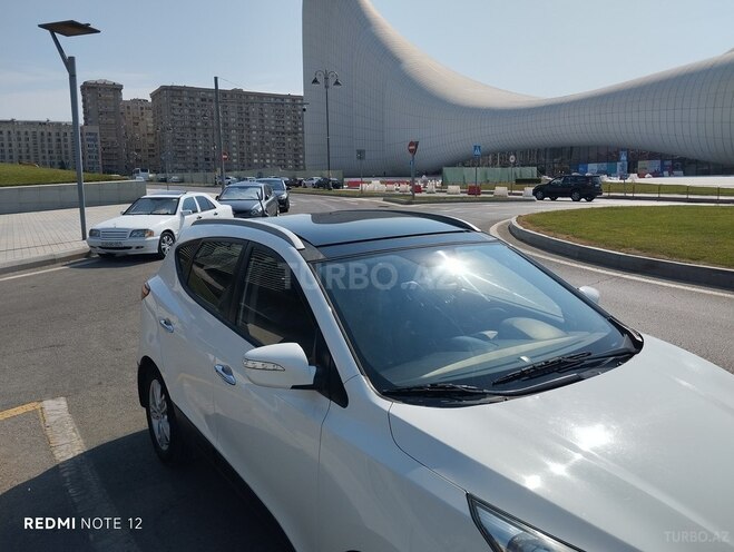 Hyundai ix35 2013, 240,000 km - 2.0 l - Bakı